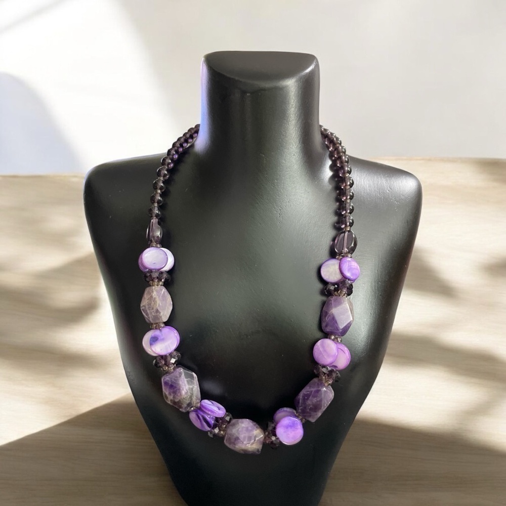 Vintage 1980s Amethyst Purple Glass Bead Semi Choker Necklace 19”